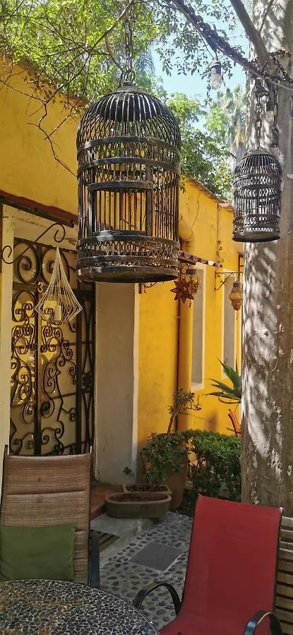 Hotel Rosa Morada Tlaquepaque 4*,