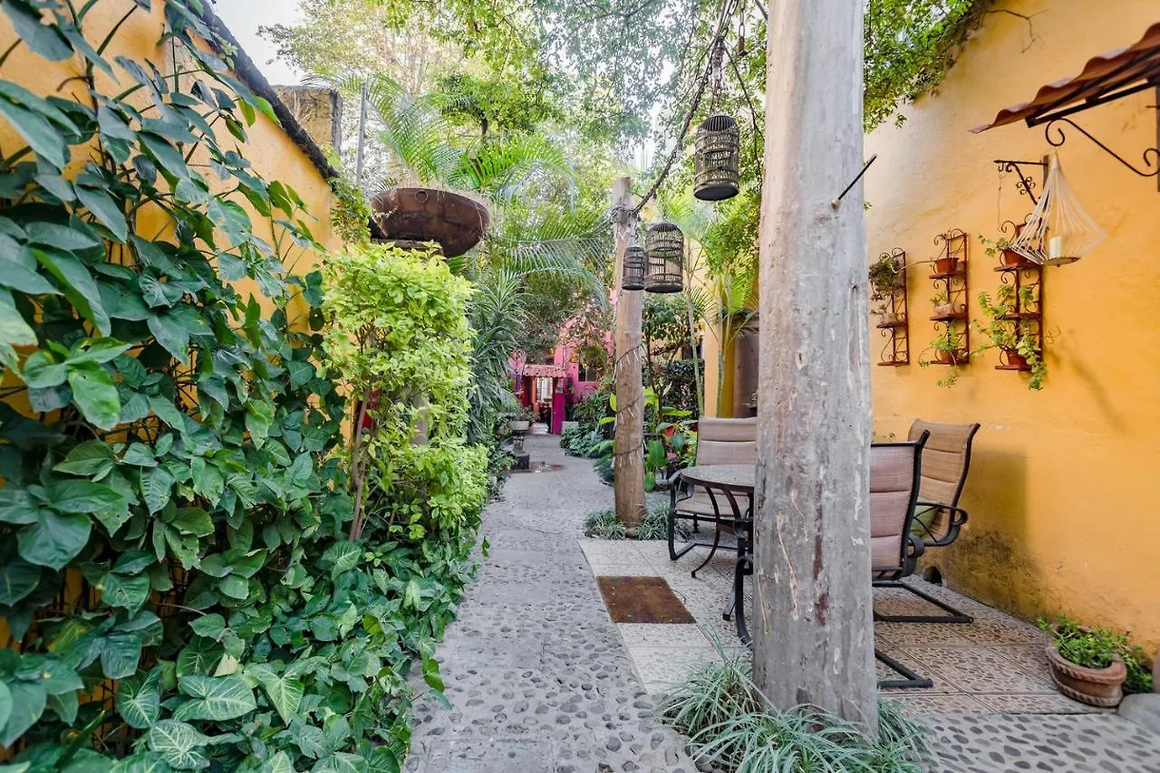 **** فندق مبيت وإفطار Tlaquepaque Hotel Rosa Morada المكسيك