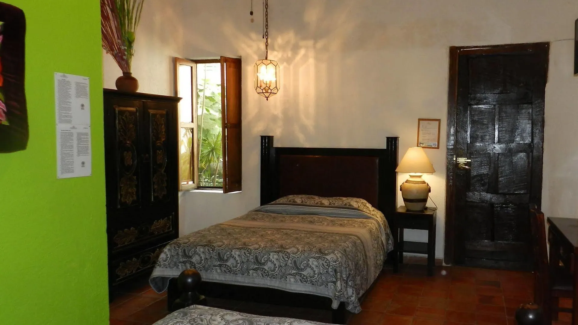 Tlaquepaque Hotel Rosa Morada 4*,  المكسيك
